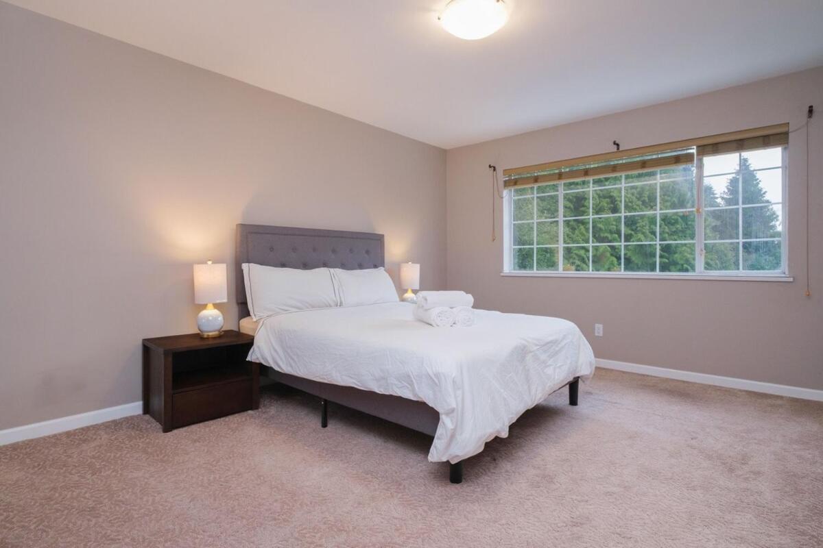 Spacious 4Br W Ensuites Mins To Downtown Yvr Ubc 밴쿠버 외부 사진