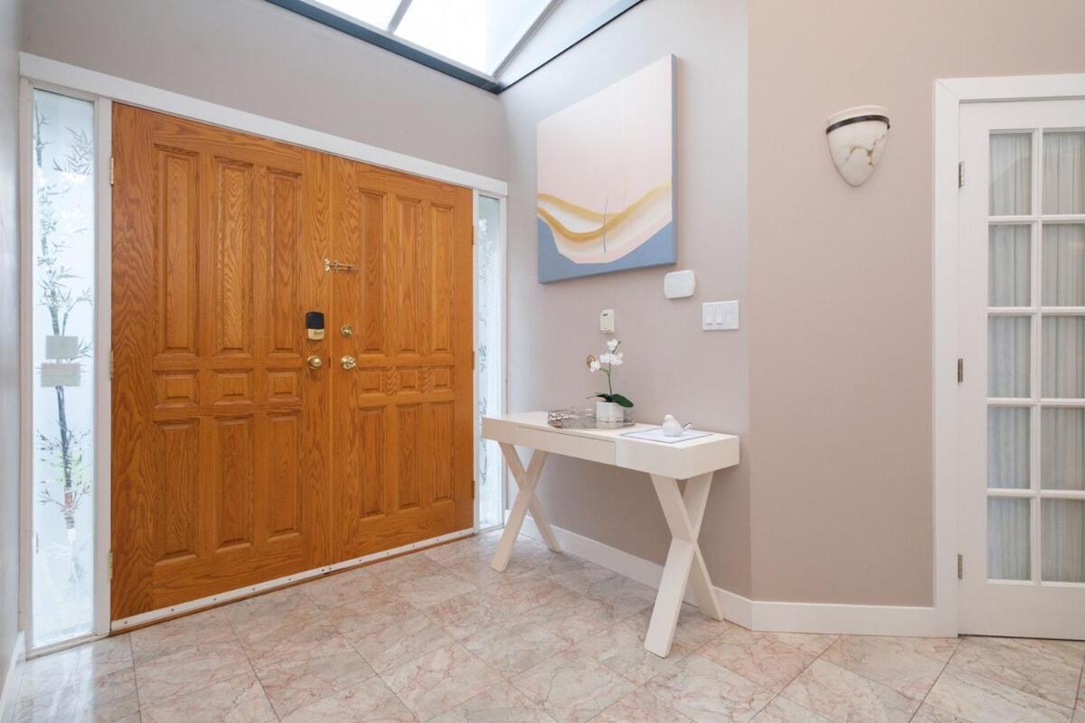 Spacious 4Br W Ensuites Mins To Downtown Yvr Ubc 밴쿠버 외부 사진