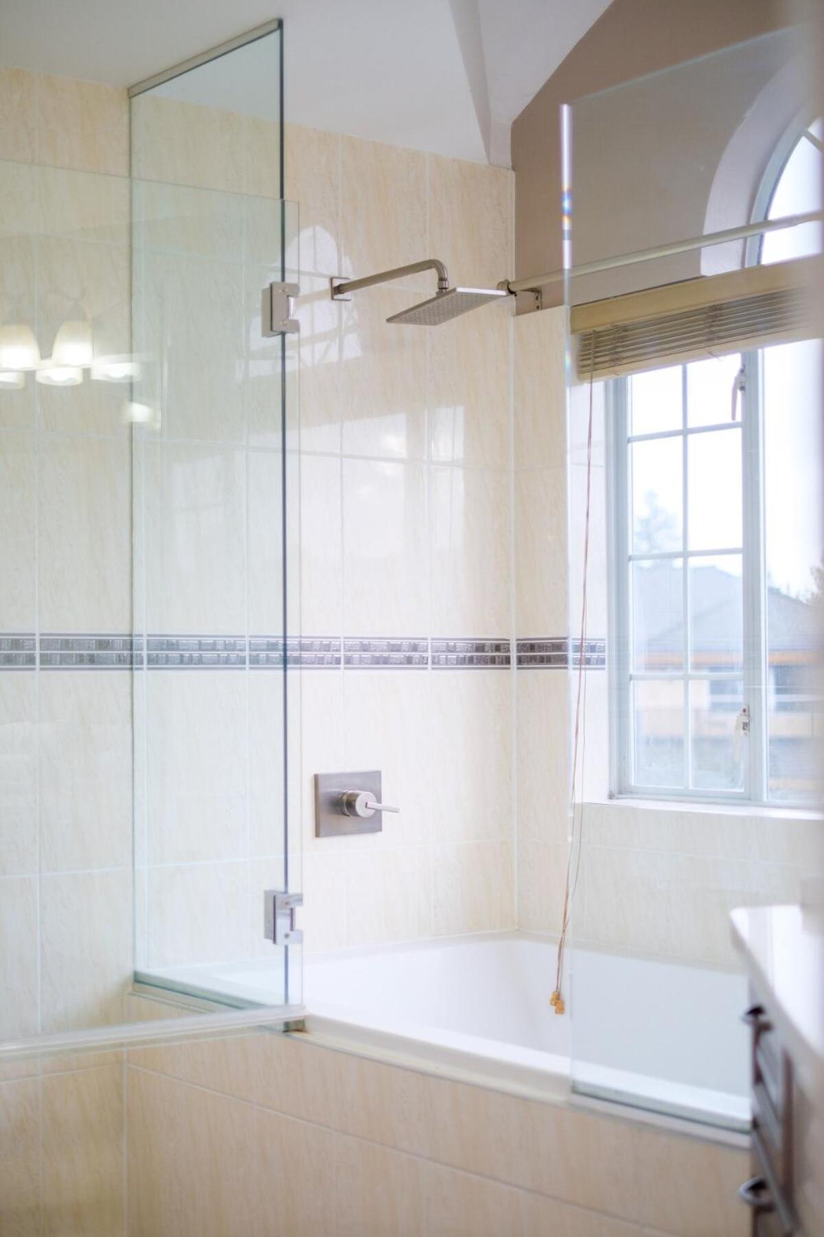 Spacious 4Br W Ensuites Mins To Downtown Yvr Ubc 밴쿠버 외부 사진
