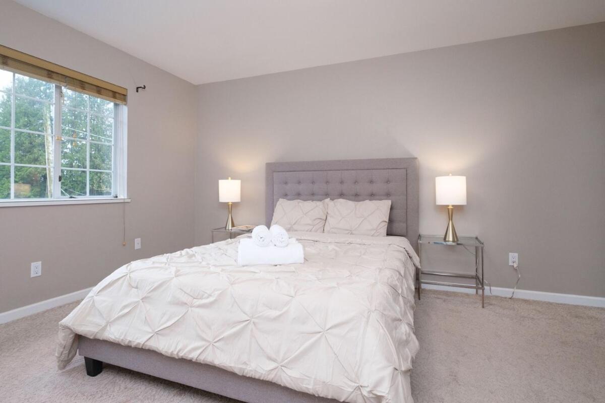 Spacious 4Br W Ensuites Mins To Downtown Yvr Ubc 밴쿠버 외부 사진